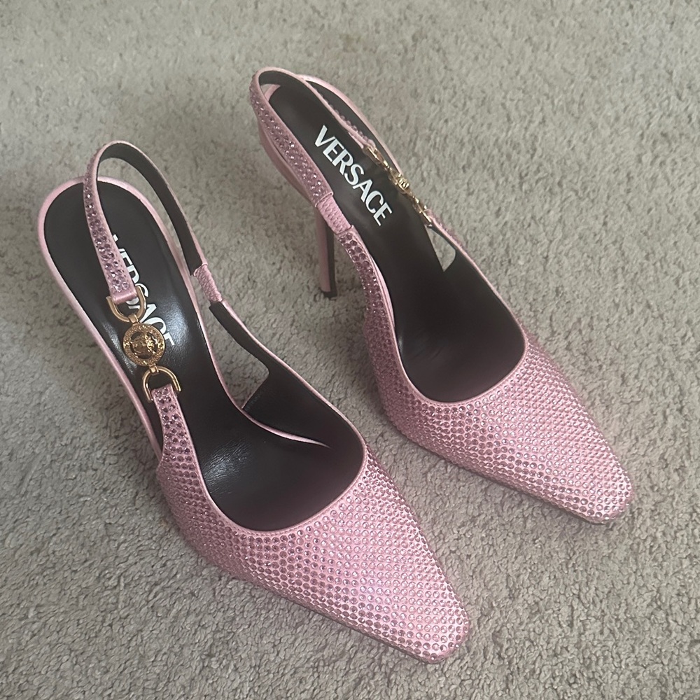 NIB Versace pink crystal sling back pumps